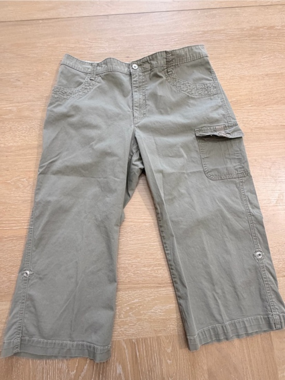 Lee Olive Green Women's Cargo Capris